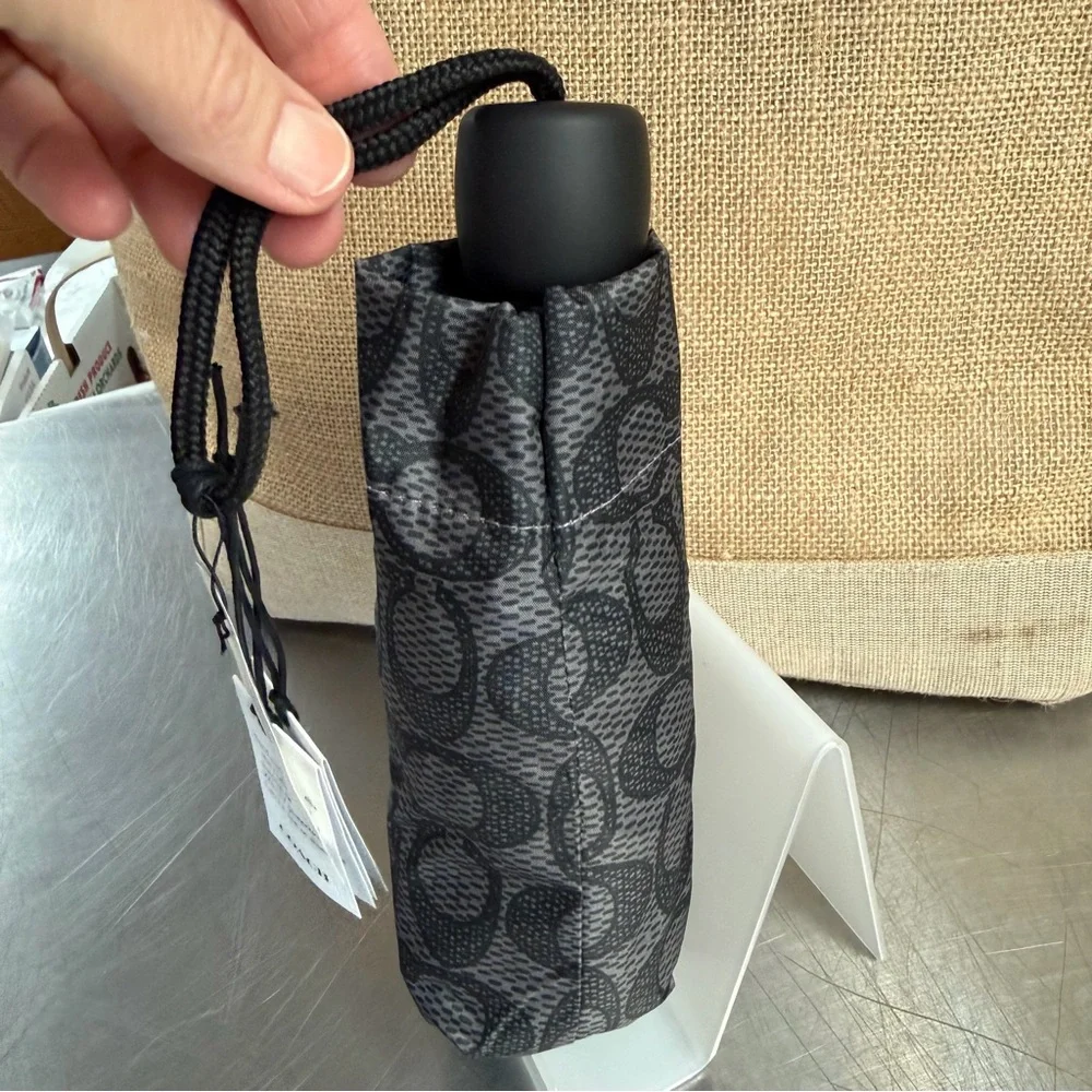 Coach Mini Black and Gray Umbrella with UV protection / CZ197 - Picture 3 of 9